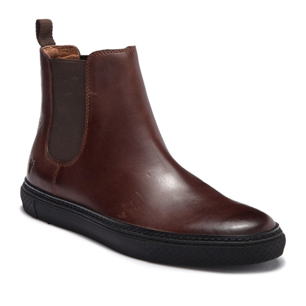 NIB Frye Essex Chelsea Boot